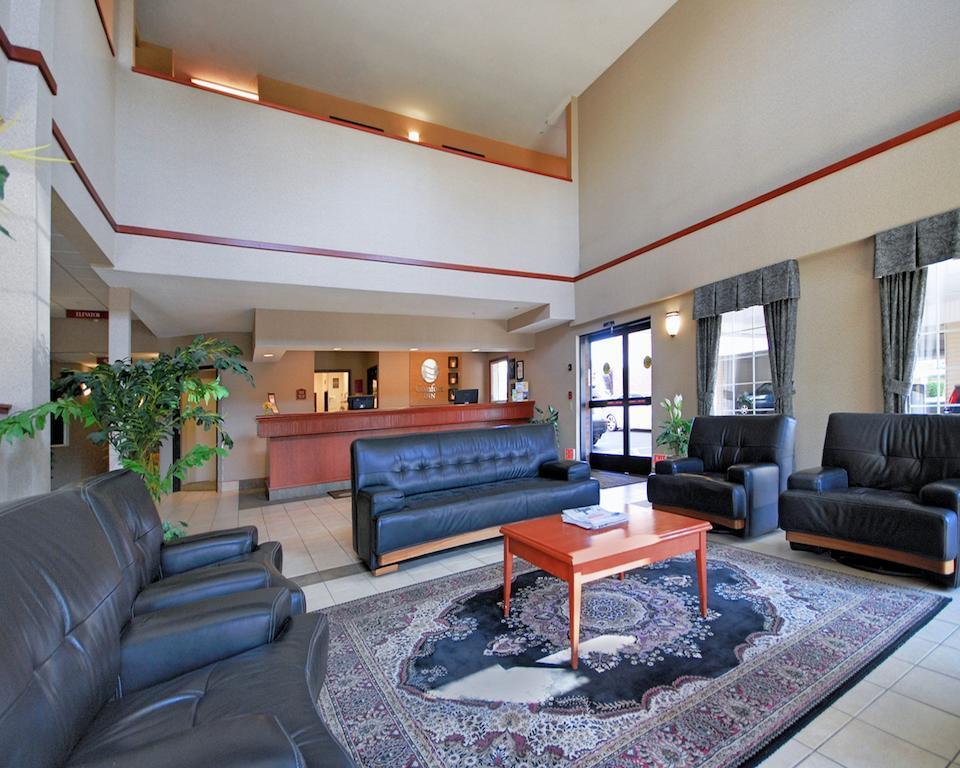 Comfort Near I-84 And I-205 Portland