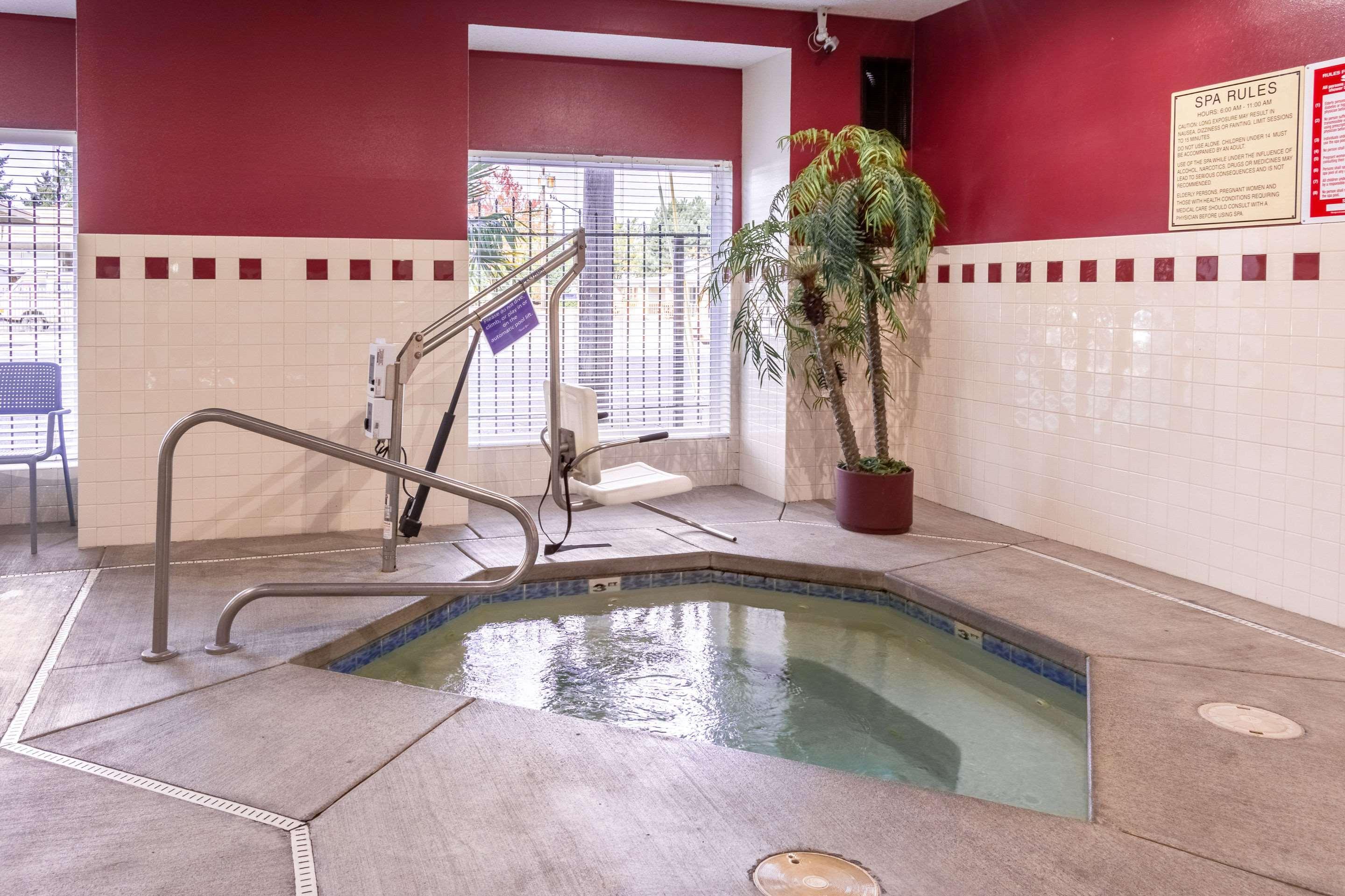 Hotel Comfort Near I-84 And I-205